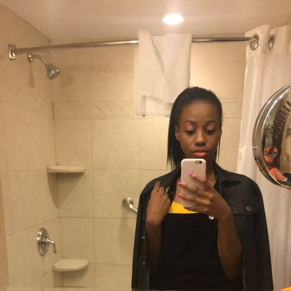 Meet your Posher, Nasia